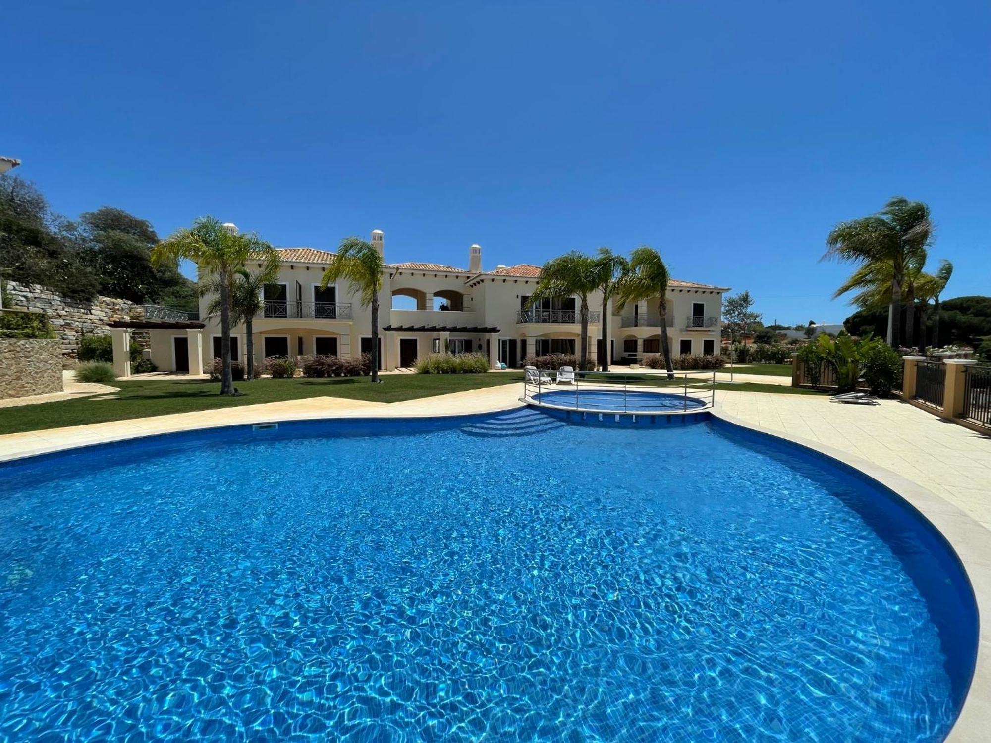 Villa Cascata, 3 Bedroom, Pool, Close To Olhos De Agua Albufeira Esterno foto