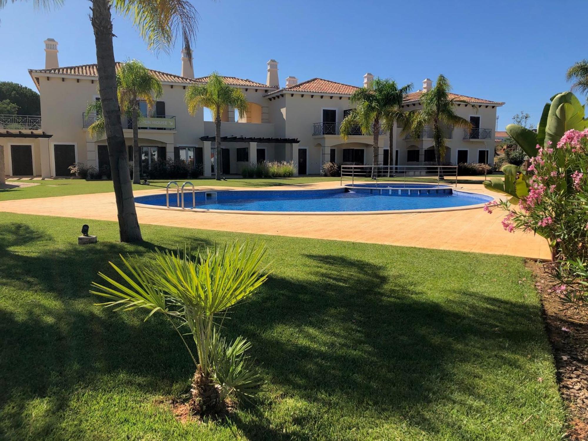 Villa Cascata, 3 Bedroom, Pool, Close To Olhos De Agua Albufeira Esterno foto